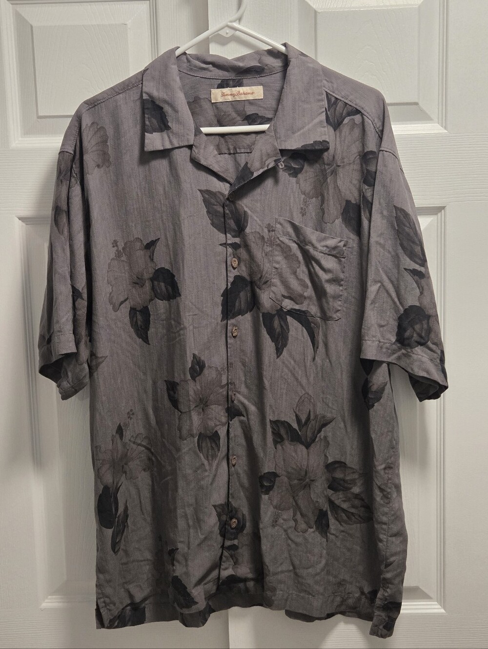 Tommy Bahama Gray Floral Hawaiian Short-Sleeve Button-Up 100% Silk Shirt Size XL